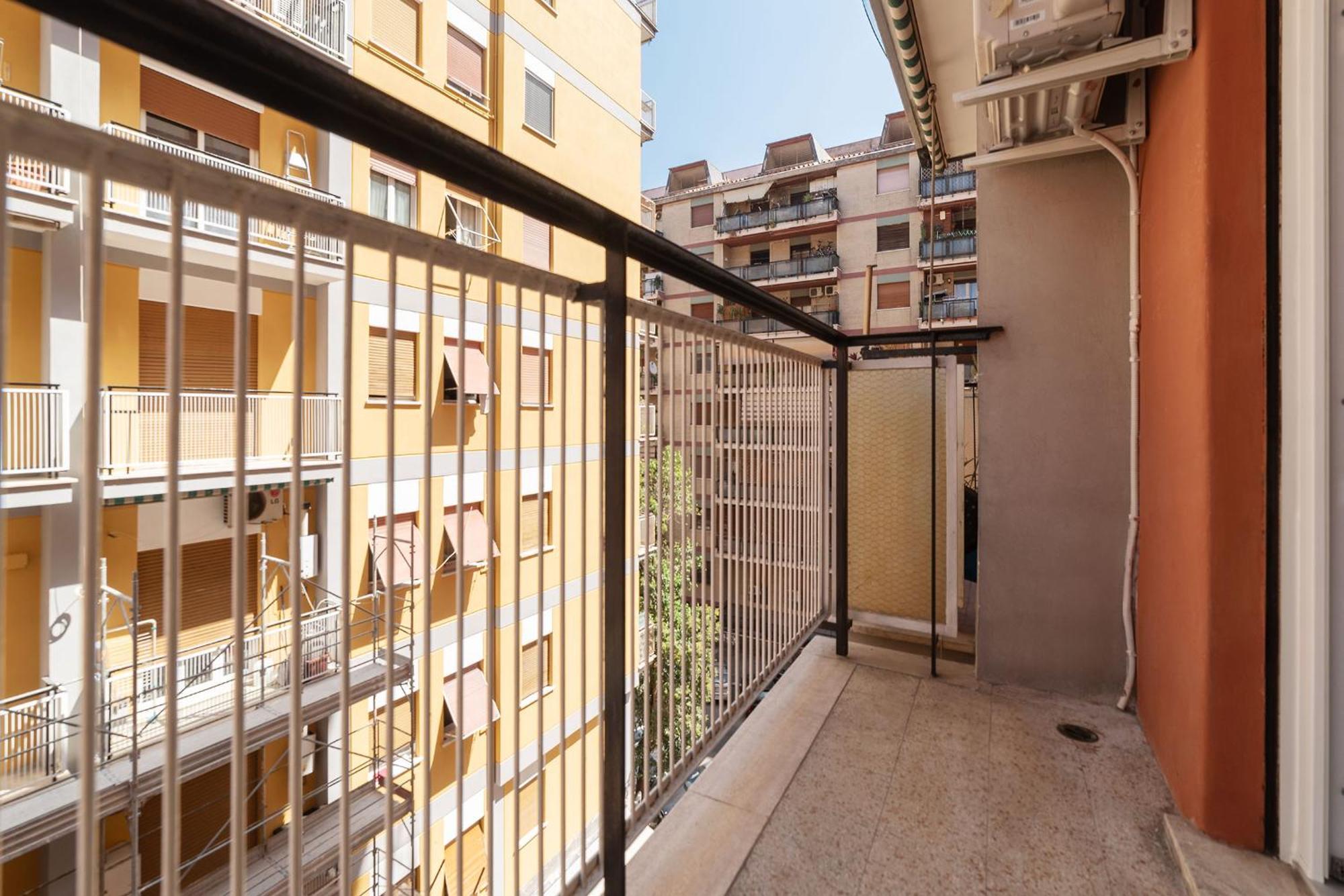 Joivy Delightful 3-Bed Flat With Balcony Apartment Roma Ngoại thất bức ảnh